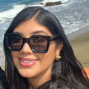 Meet your Posher, Francheska